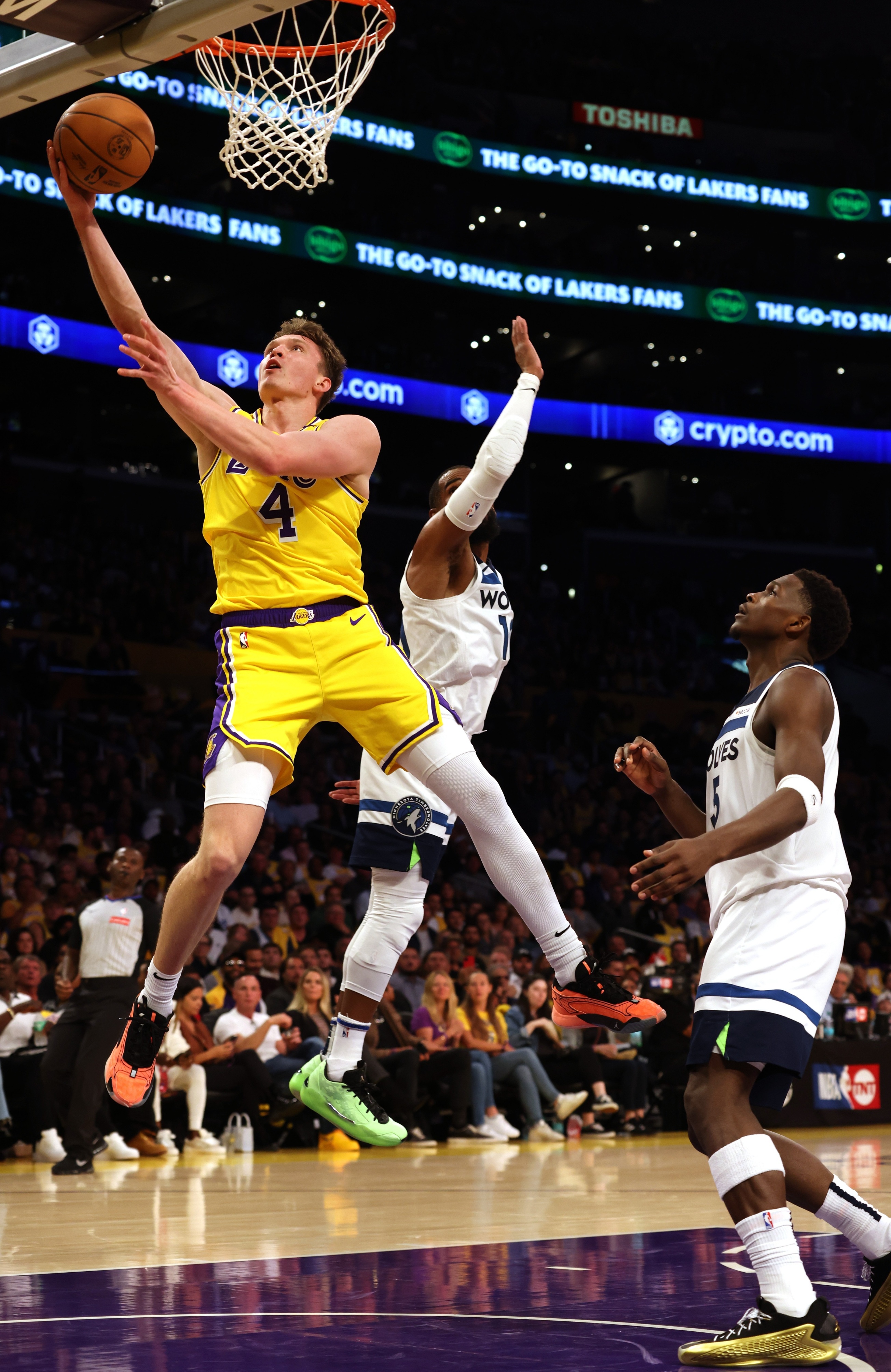 爱游戏下载包含清晨欧联焦点战，明尼苏达森林狼豪取连胜，球迷炸锅，高层口径保持一致的词条